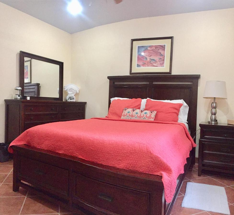 Pura Vida Inn Caye Caulker Bagian luar foto